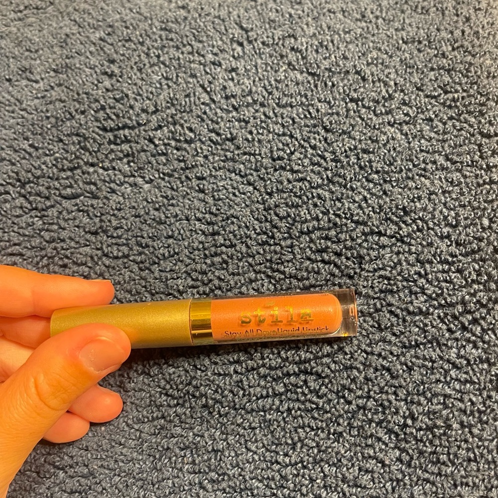 stila lipstick 1.5 mL